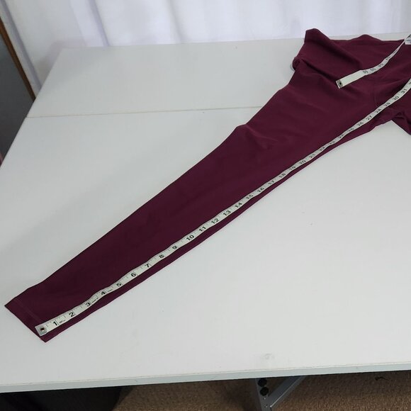 Old Navy Burgundy Red Extra High-Rise Stretch Leggings - Size M - Picture 9 of 13